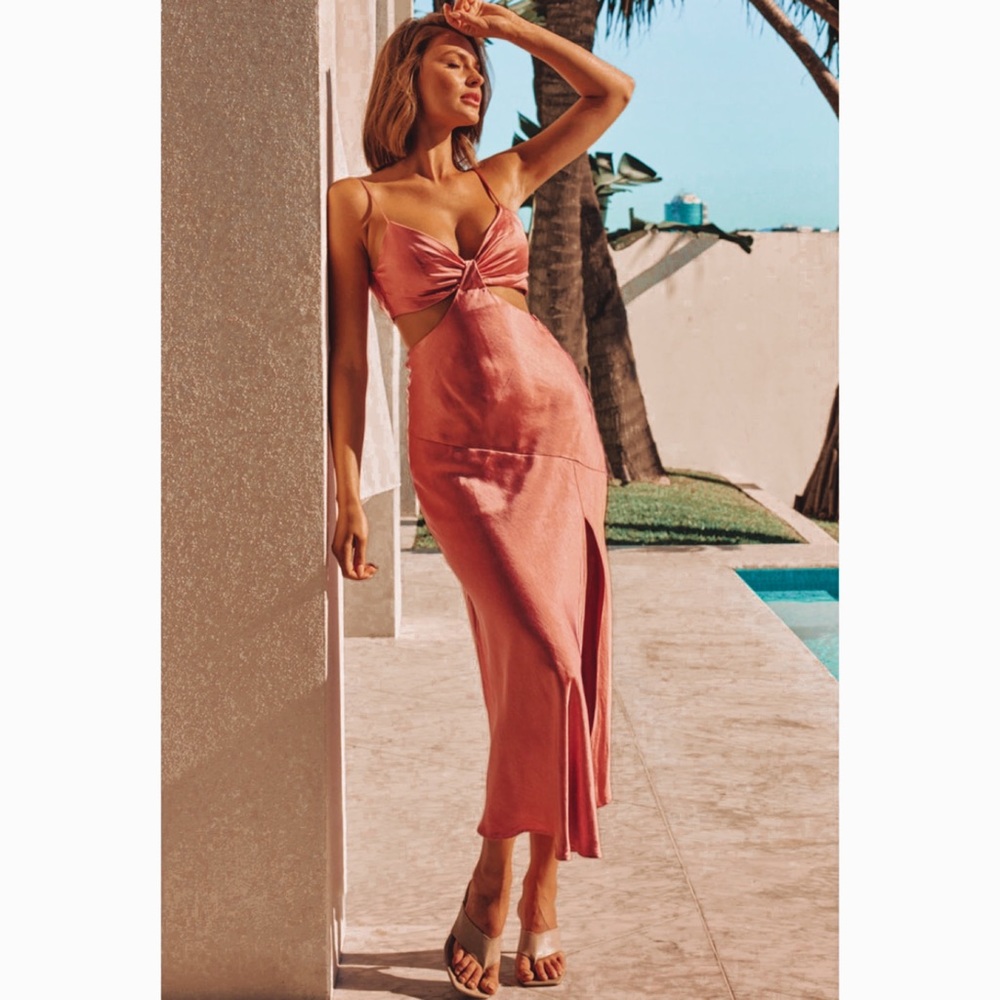 Hello Molly Smile For The Camera Dress / Hello Molly Dress